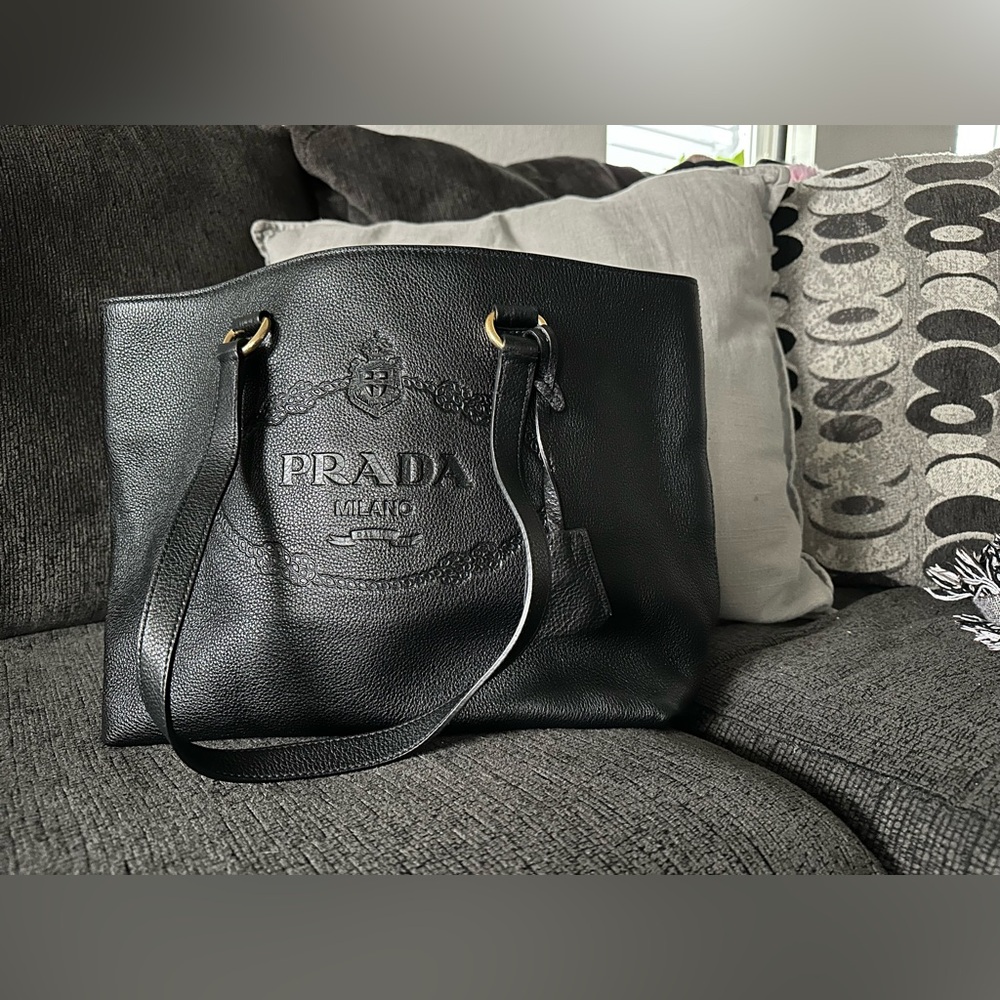 Sale! Authentic Prada Logo Embossed, Vitello Phenix Leather Tote - Picture 6 of 12